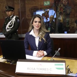 ASAMBLEÍSTA ROSA TORRES PIDE TOMAR CON SERIEDAD EL PRESUNTO INTENTO DE ENVENENAMIENTO AL PRESIDENTE NOBOA Y RECHAZA QUE SEA UNA “DISTRACCIÓN POLÍTICA”