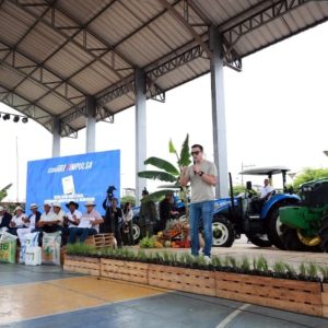 PRESUNTO INTENTO DE ENVENENAMIENTO AL PRESIDENTE DANIEL NOBOA DURANTE UN ACTO EN BABAHOYO