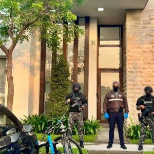FISCALÍA ALLANA VIVIENDAS EN GUAYAQUIL Y SAMBORONDÓN POR PRESUNTO LAVADO DE ACTIVOS
